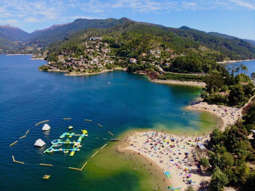 شقة Casa De Casarelhos - Vistas Rio, Campo E Montanha - Lareira جيريز المظهر الخارجي الصورة