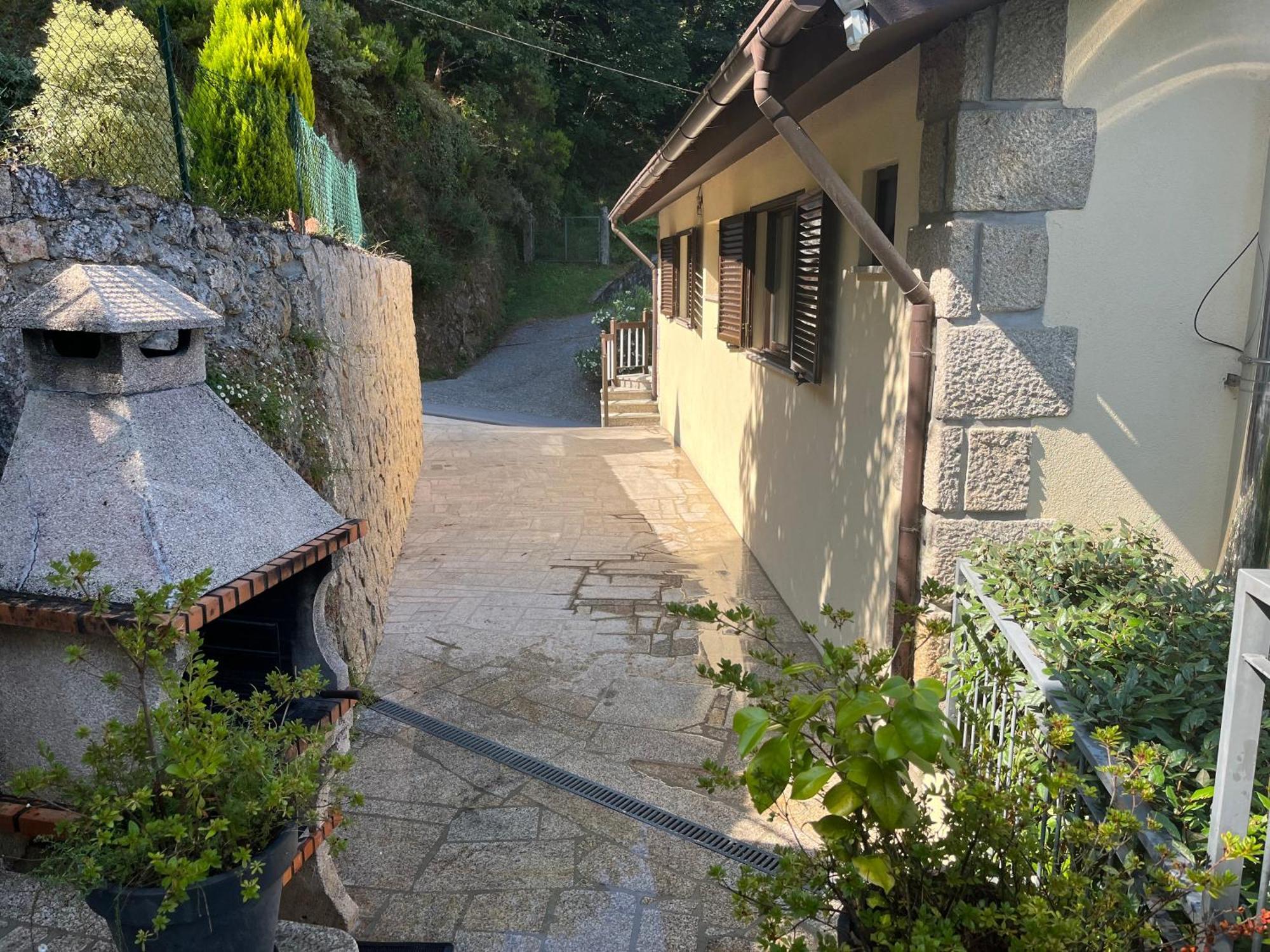 شقة Casa De Casarelhos - Vistas Rio, Campo E Montanha - Lareira جيريز المظهر الخارجي الصورة