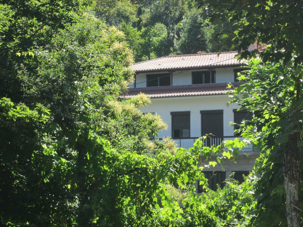 شقة Casa De Casarelhos - Vistas Rio, Campo E Montanha - Lareira جيريز المظهر الخارجي الصورة