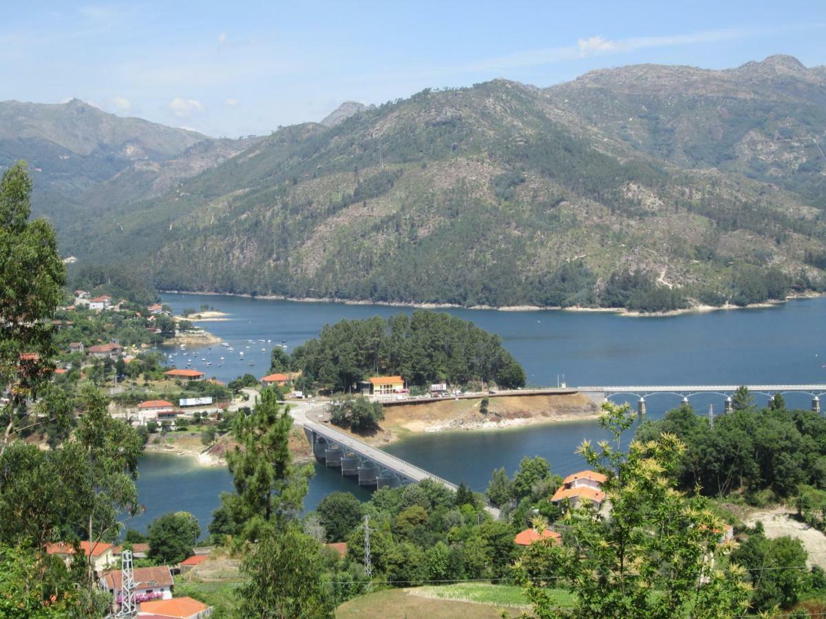 شقة Casa De Casarelhos - Vistas Rio, Campo E Montanha - Lareira جيريز المظهر الخارجي الصورة