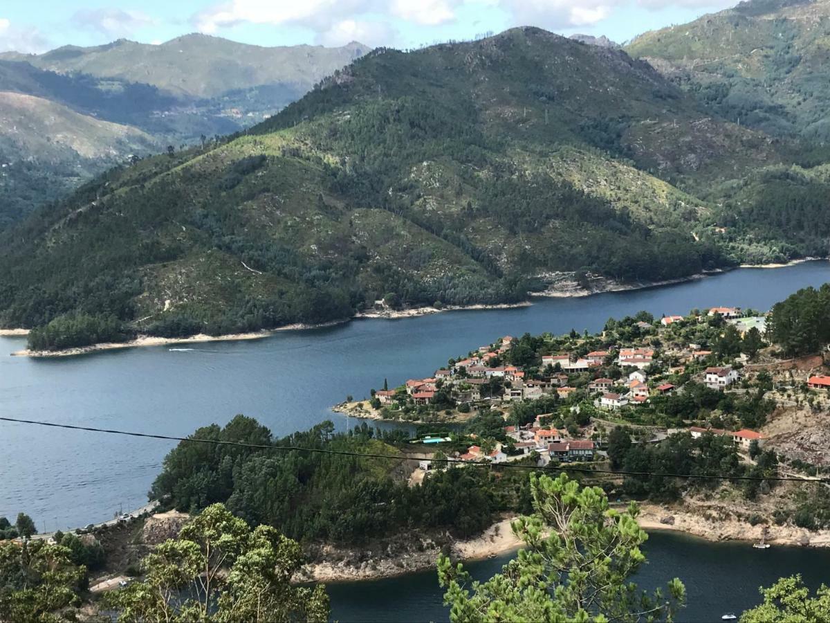 شقة Casa De Casarelhos - Vistas Rio, Campo E Montanha - Lareira جيريز المظهر الخارجي الصورة
